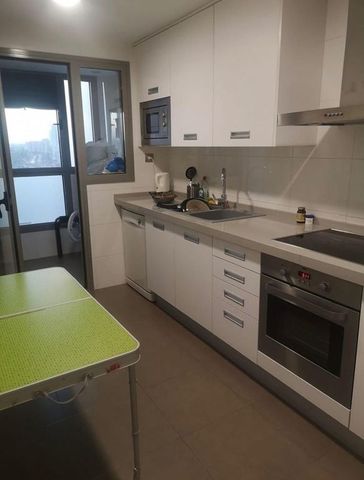 3 room luxury Flat for rent in Valencia, Spain - Photo 4