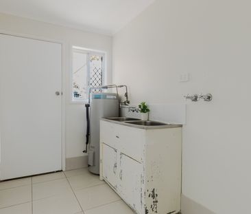 12 Scott St, Cleveland QLD 4163 - House For Rent | Domain - Photo 3