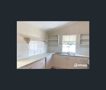 11 Hamilton Road, Wavell Heights, Qld 4012 - Photo 4