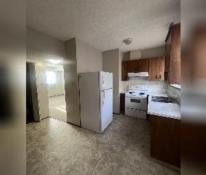 Ideal 2 Bed 1 Bath Suite Near NAIT, Transit & Downtown - Photo 6