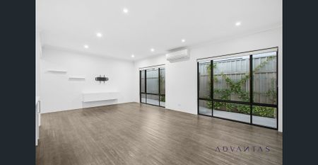 ✨ Modern Coastal Home in Golden Bay – Ready to Move In! ✨ - Photo 3