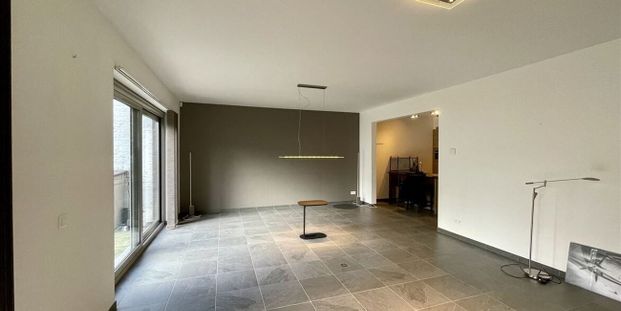 Appartement te huur in Antwerpen voor € 1.250 met 2 slaapkamers - Foto 1