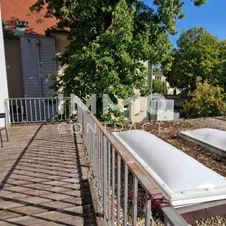 Renovierungsbedürftige 2 Zimmer Neubauwohnung mit Balkon im1 Liftstock - Photo 2