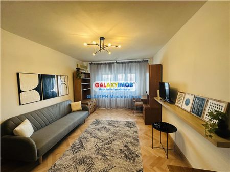 Inchiriere apartament 2 camere, renovat, Ultracentral, Ploiesti - Fotografie 3