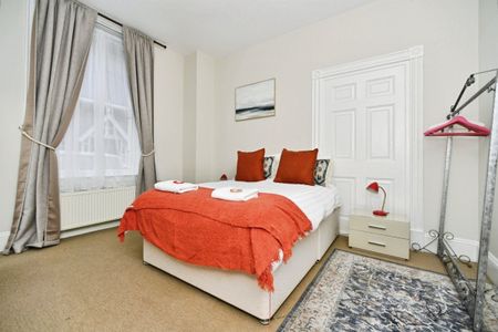 Marine Parade - Photo 4