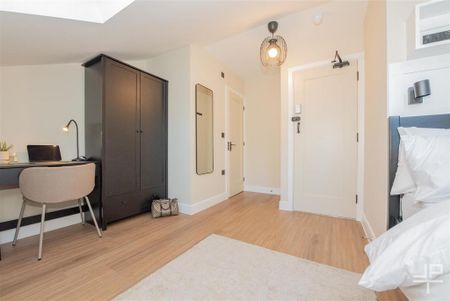 1 bedroom in a house share to rent - Photo 5