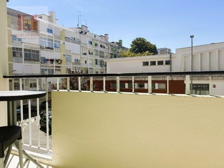 Apartamento em Estrada de Benfica, São Domingos de Benfica - Photo 2