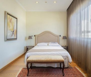 6 room luxury Apartment for rent in Lisbon, Portugal - Photo 3