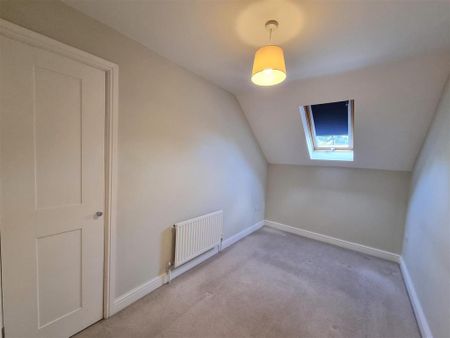 3 bedroom terraced house to rent - Photo 2