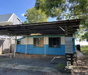 2 Bedroom Beachside Cottage in Slade Point - Photo 4