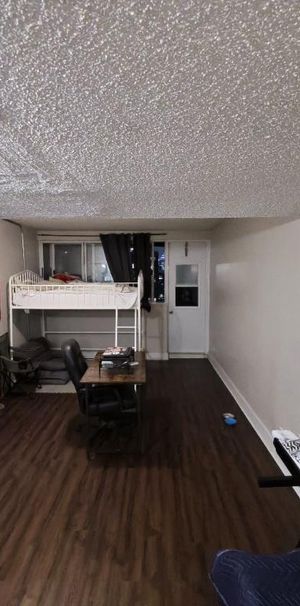 Studio lease transfert - Photo 1