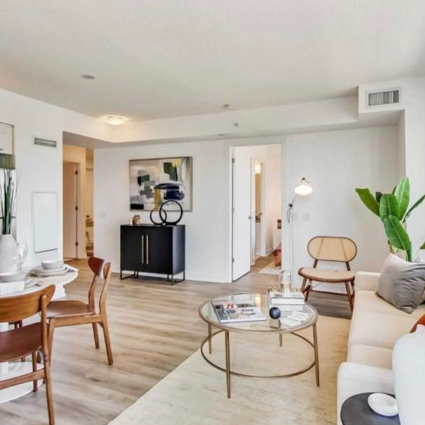 For Lease - 2220 Lake Shore Boulevard Unit# 907, Toronto, Ontario - Photo 1