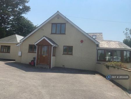 6 bedroom detached house to rent - Photo 2