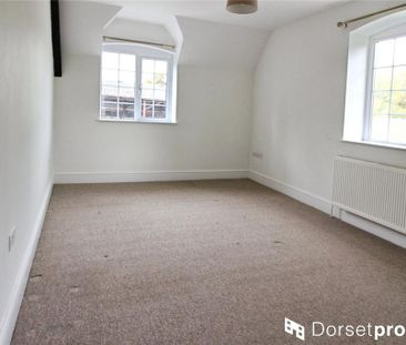 4 bedroom detached house to rent - Photo 5