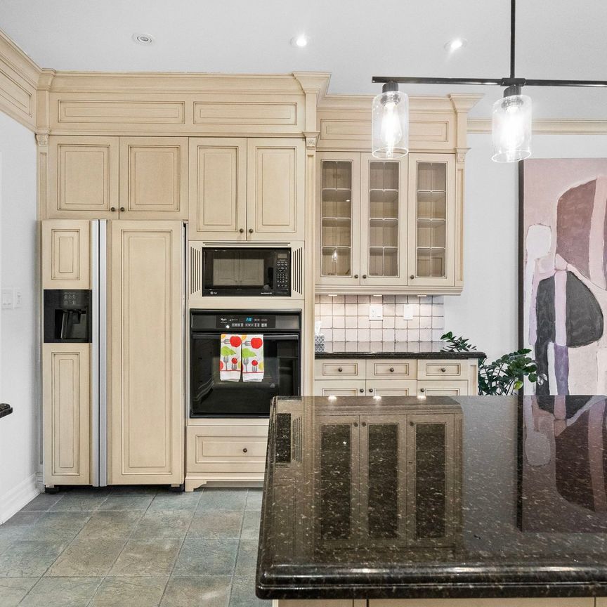 For Lease - 45 Algarve Crescent, Toronto, Ontario - Photo 1