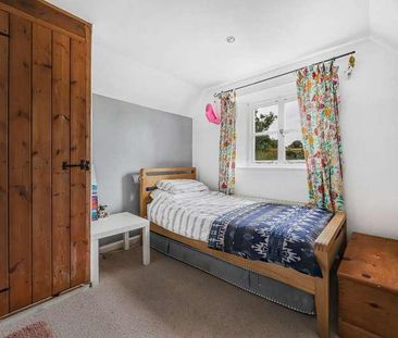 Doughton, Tetbury, Gloucestershire, GL8 - Photo 4