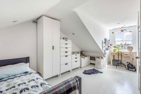 4 bedroom detached house to rent - Photo 5