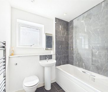 3 bedroom terraced house to rent - Photo 4