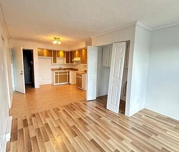 2 CH - 1 SDB - Sherbrooke - $1,150 /mo - Photo 4