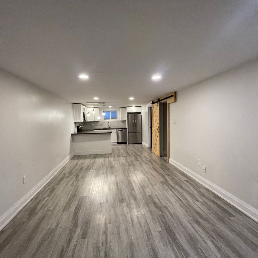 For Lease - 493 Upper Gage Avenue Unit# lower, Hamilton, Ontario - Photo 1