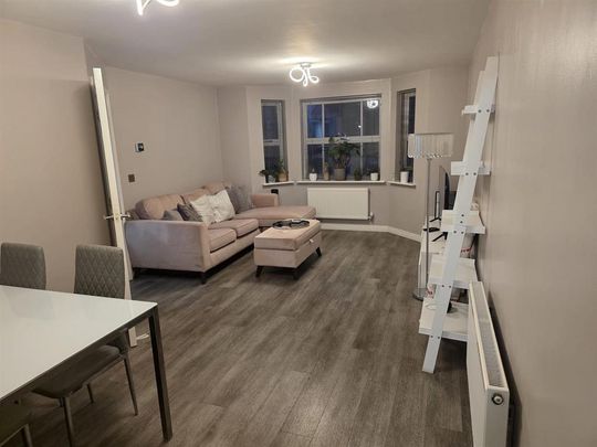 2 bedroom flat to rent - Photo 1