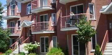 Grand 4 1/2 style condo à louer à Ste-Thérèse - Photo 2