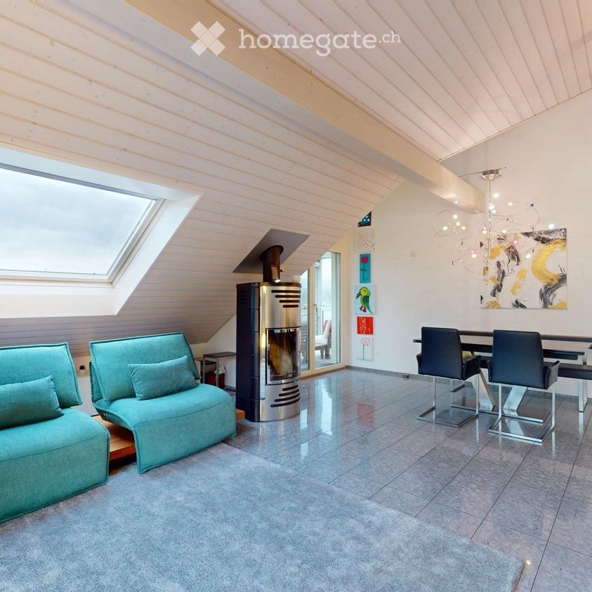 Spacious 4.5-Room Attic Apartment – Modern Living with Stunning View and Winter Balcony - Foto 1