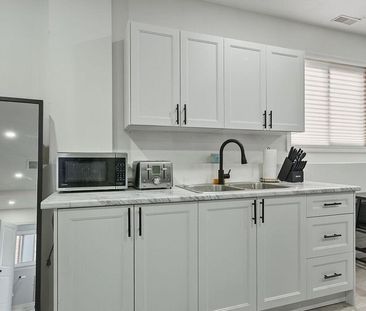 For Lease - 132 Dean Avenue Unit# Basement, Barrie, Ontario - Photo 2