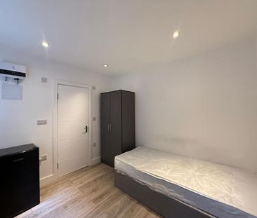 House share to rent - Photo 1