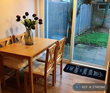 3 bedroom terraced house to rent - Photo 2