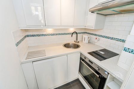 1 bedroom studio to rent - Photo 3