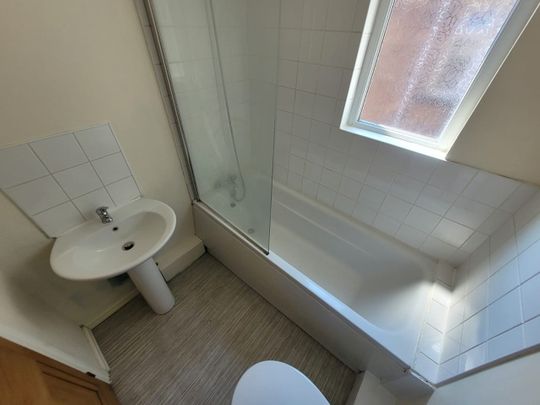3 Bed Terraced House, Grange Street, M6 - Photo 1