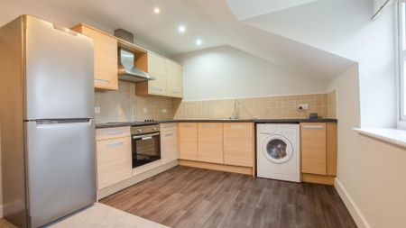 Stephenson Court, Off Leeman Road, York, YO26 6AU - Photo 5
