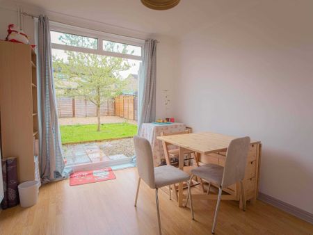Harcourt Gardens, Weston - Photo 4