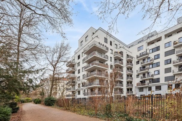 Zentrale Lage– 1-Zimmer-Apartment mit Balkon und Einbauküche - Photo 1