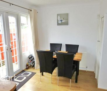 3 bedroom terraced house to rent - Photo 5