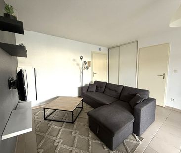 Location Appartement 2 pièces 43m² - Photo 4