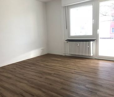 +++ Rumeln – 3-Zi.-Wohnung mit Balkon +++ - Photo 1