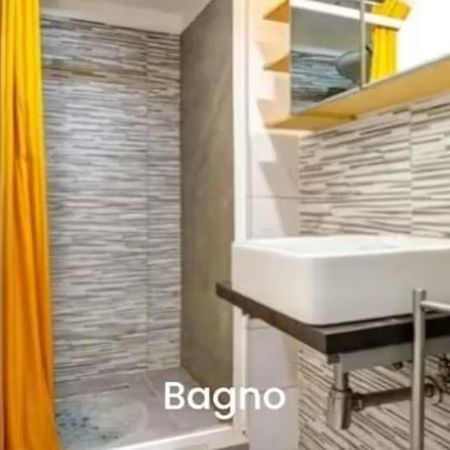 Via del Pergolato, Rome, Lazio 00172 - Photo 4