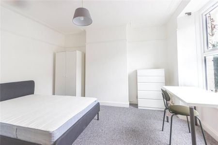 4 bedroom terraced house to rent - Photo 4