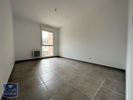 Location Appartement 3 pièces 65m² VILLENEUVE LES AVIGNON 30400 - Photo 4