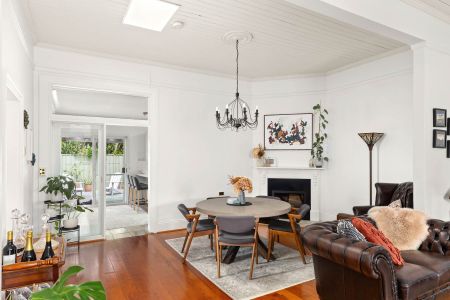 17 Lindsay Street, Hamilton NSW 2303 - House For Rent | Domain - Photo 4