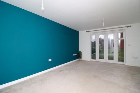 2 bedroom semi-detached house to rent - Photo 2