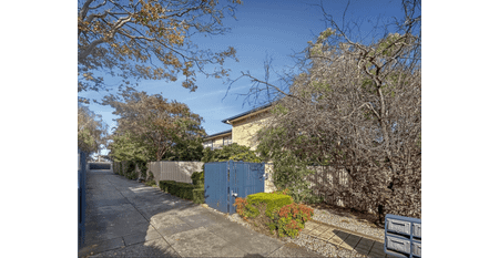 Convenient Ground-Floor Apartment Moments from Ormond Station - Photo 5