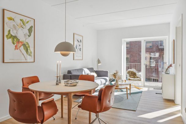 <b>Dejlig og rummelig 3-værelses med vestvendt altan </b> - Foto 1