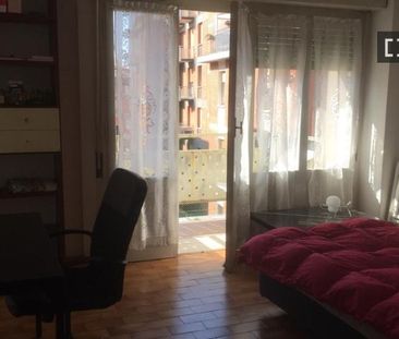 bologna, Emilia-Romagna 40122 - Photo 4