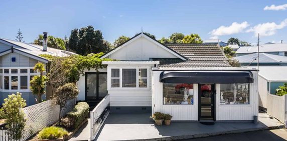 Coastal Living in Plimmerton - Photo 2