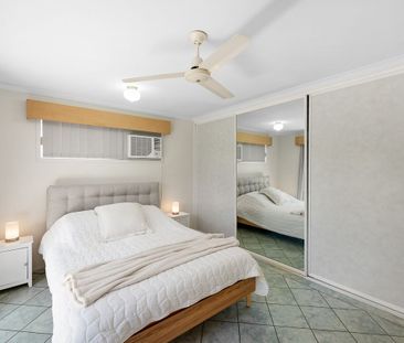 Spacious Family Home on a Large Block with Dual Street Access - Photo 3