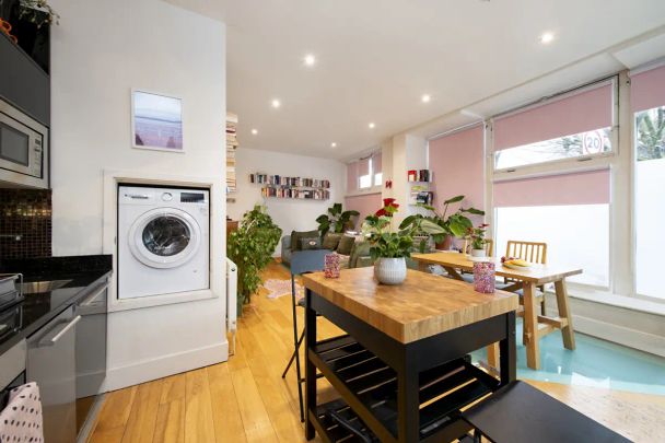 2 bedroom maisonette in Kentish Town - Photo 1