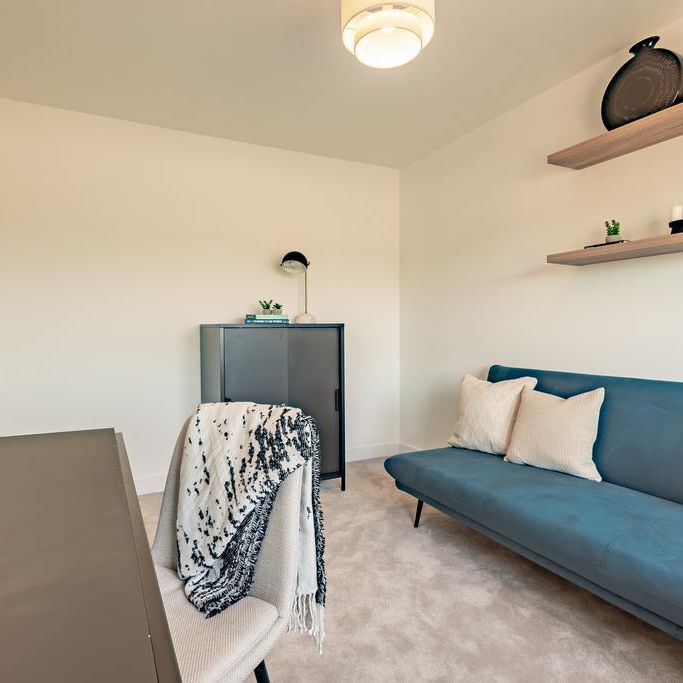 3 bedroom semi-detached house to rent - Photo 1